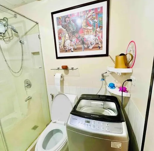 2-bedroom With Balcony In A Setting - H Ivory Apartment *