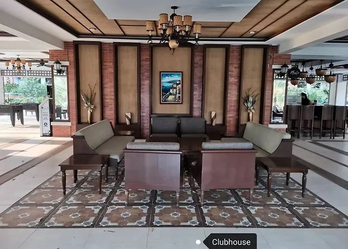 2-bedroom With Balcony In A Setting - H Ivory Apartment *