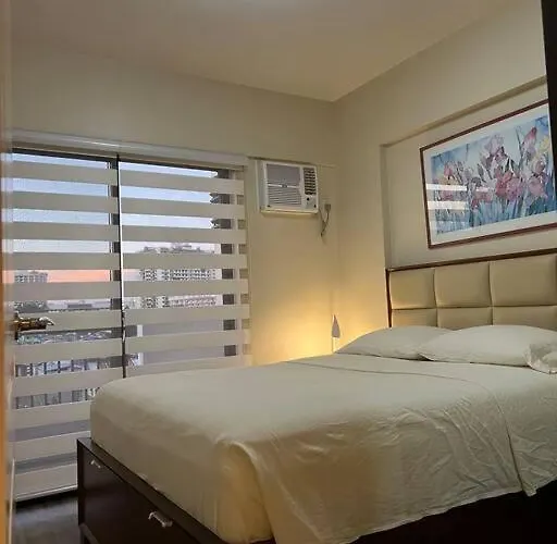 Apartment 2-bedroom With Balcony In A Setting - H Ivory *